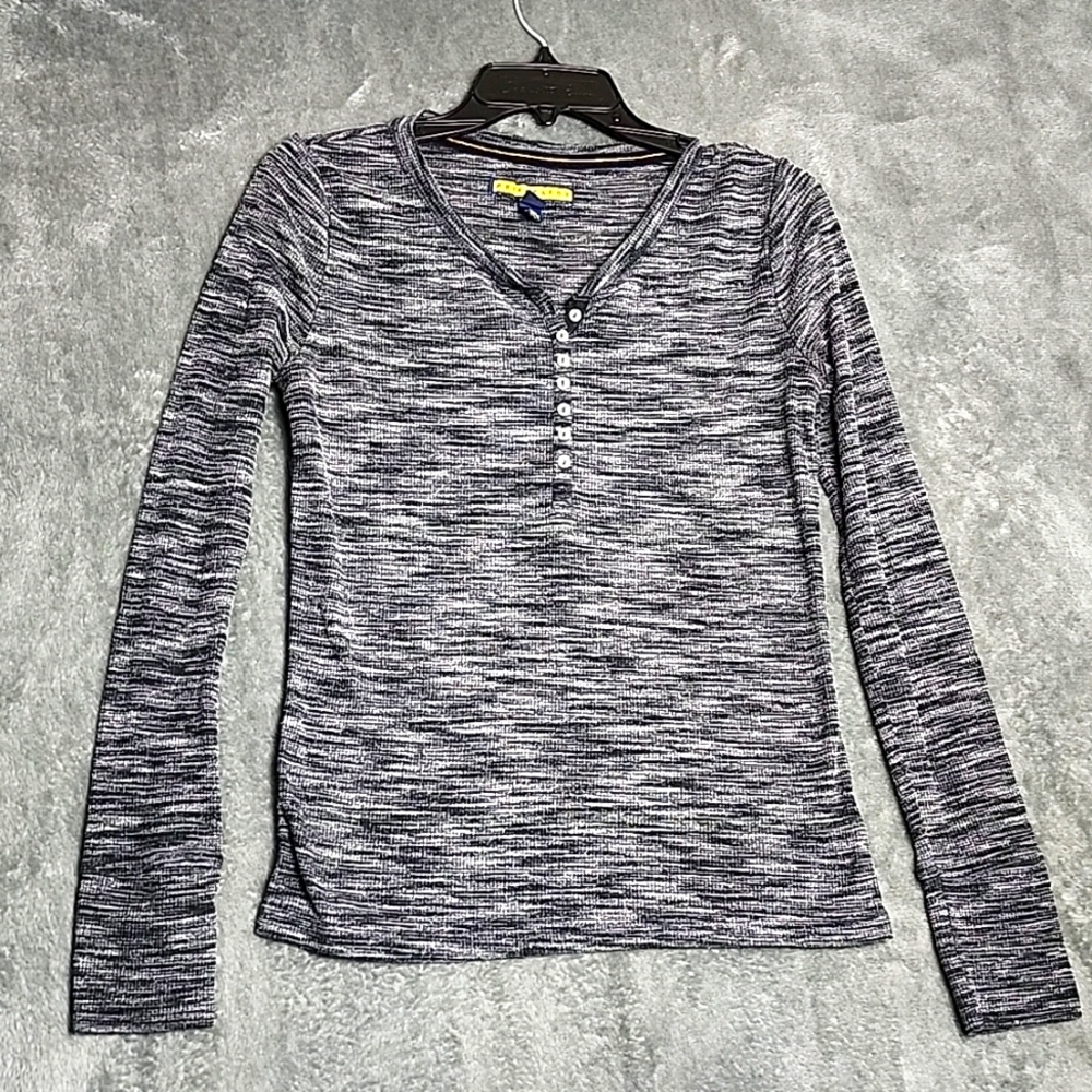 Prince & Fox Boys Long Sleeve Tshirt. Size Large.